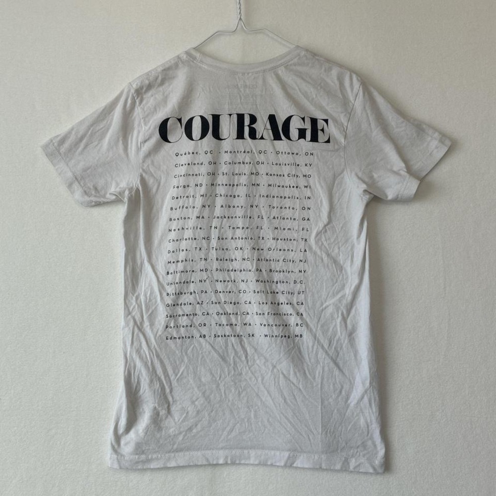 Celine Dion Courage tour tee size med - Picture 2 of 5